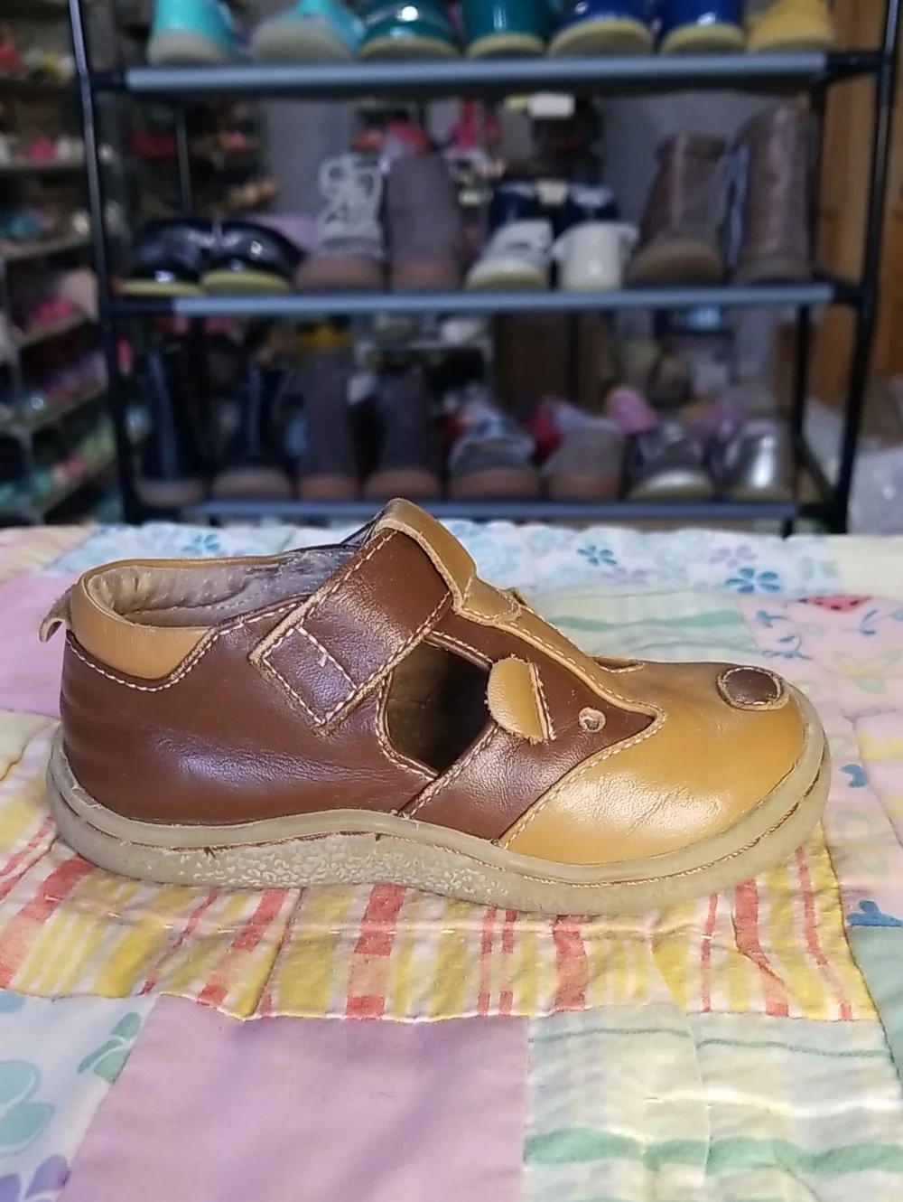 Livie & Luca Tan and Brown Leather Baby Walker Shoes Size 6 Badgers